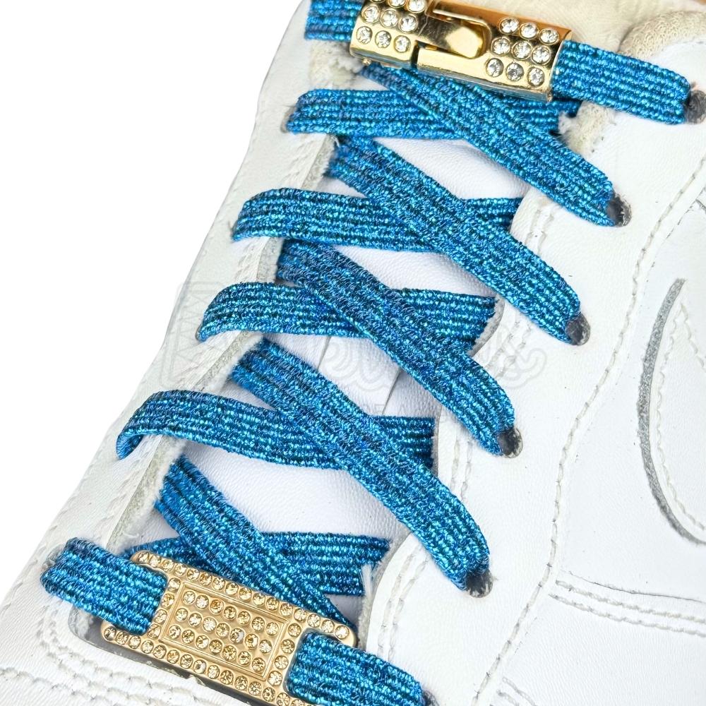 Elastische veters zonder strikken bling bling 6mm haak sluiting blauw geregen in witte Nike Air Force 1