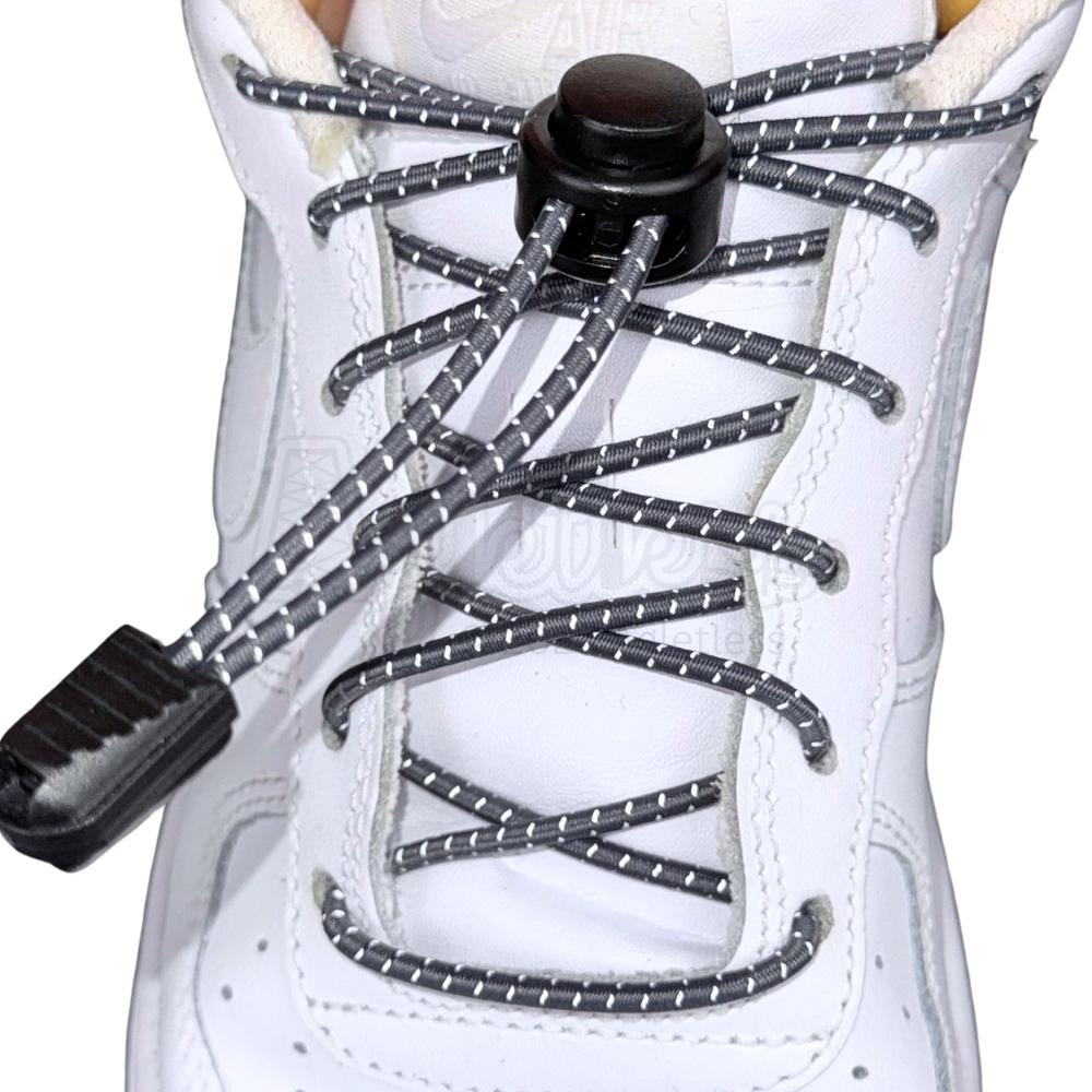 Elastische veters zonder strikken reflecterend 3mm lock sluiting donkergrijs met stretch uitgerekt