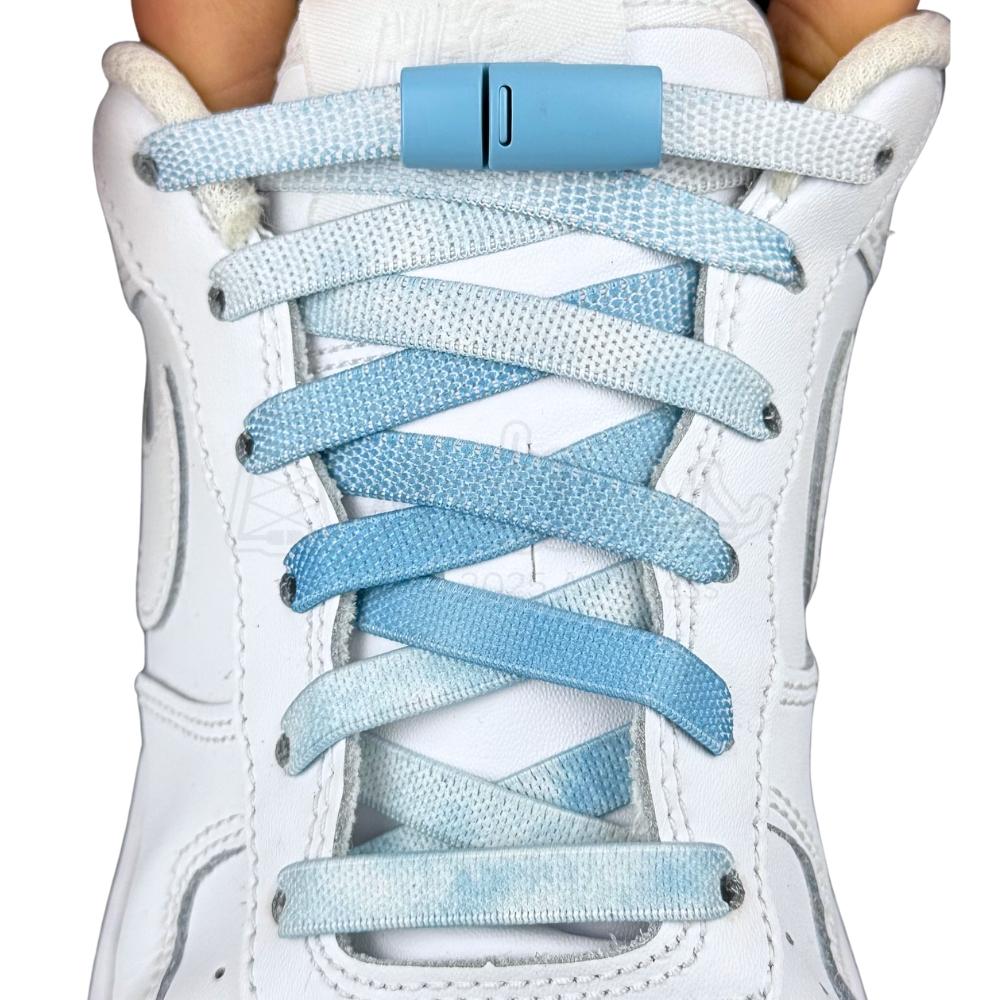 Elastische veters zonder strikken tie-dye 9mm magnetische sluiting hemelsblauw met stretch uitgerekt