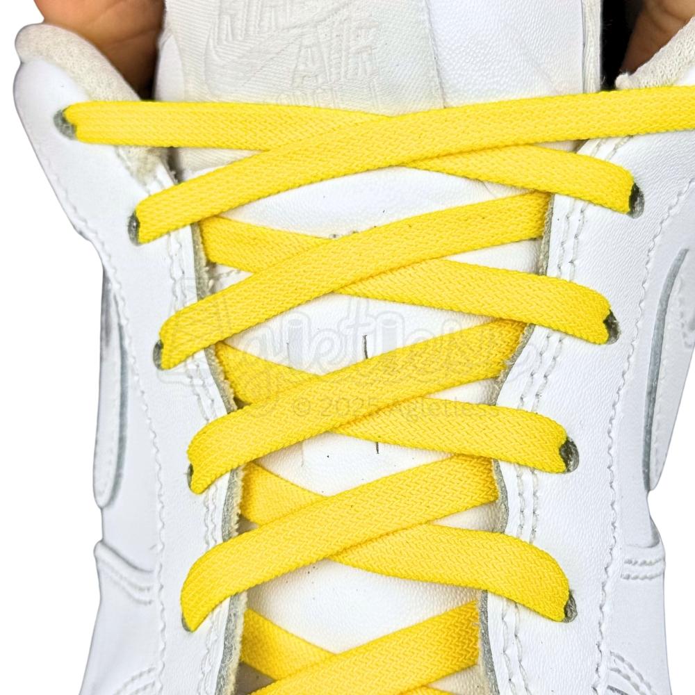 Elastische veters zonder strikken vintage 8mm onzichtbare clipjes geel met stretch uitgerekt