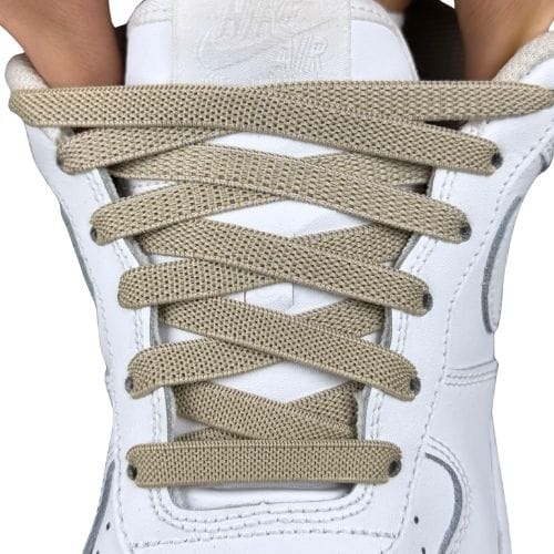 Elastische veters onzichtbaar strikken plat 9mm onzichtbare clipjes khaki met stretch uitgerekt uitgelichte afbeelding