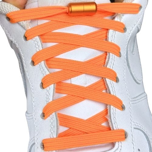 Elastische veters zonder strikken plat 7mm capsule sluiting oranje met stretch uitgerekt uitgelichte afbeelding