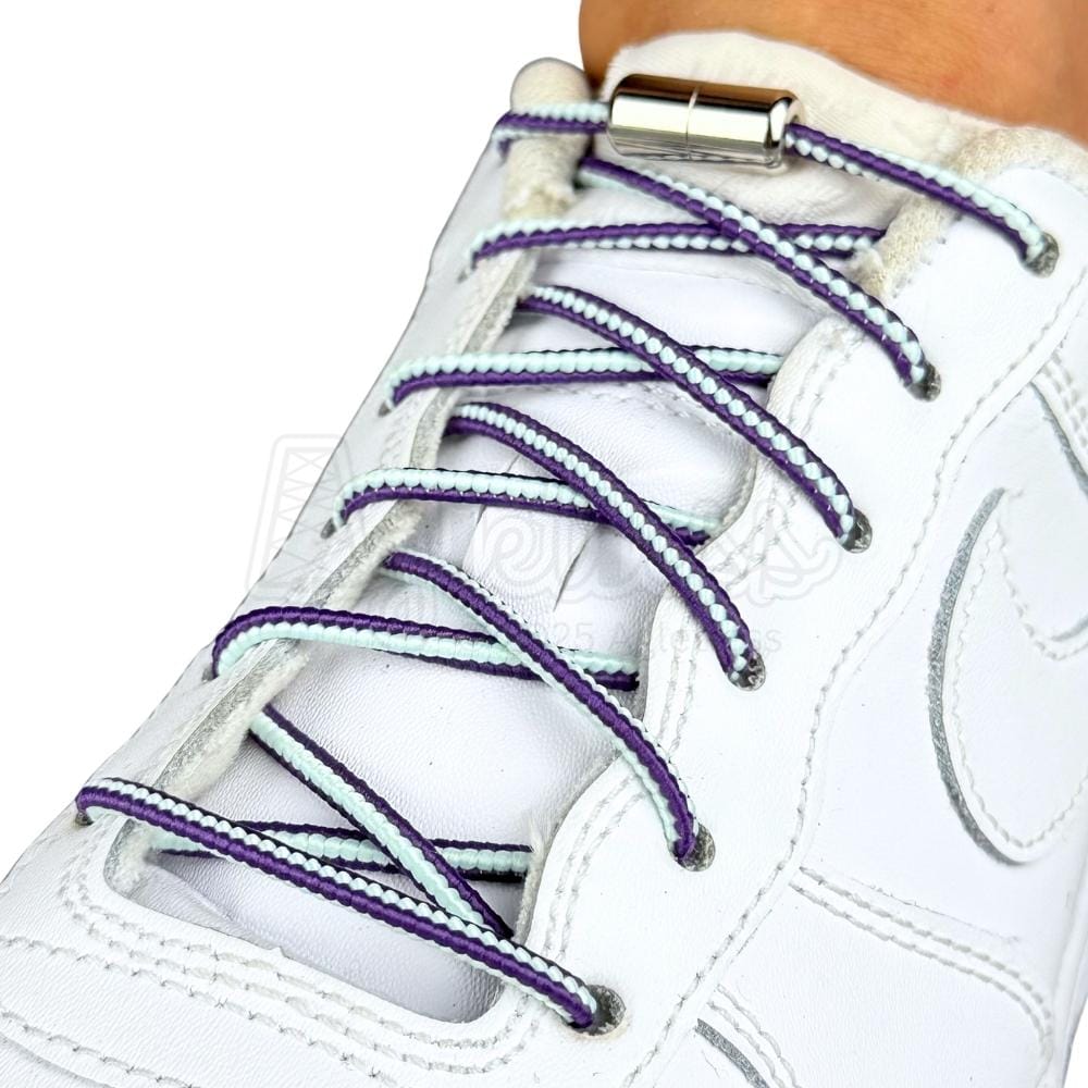 Elastische veters zonder strikken driehoek 3mm capsule sluiting blauw groen paars geregen in witte Nike Air Force 1