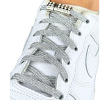 Elastische veters zonder strikken glitter 6mm bling magnetische sluiting zilver geregen in witte Nike Air Force 1