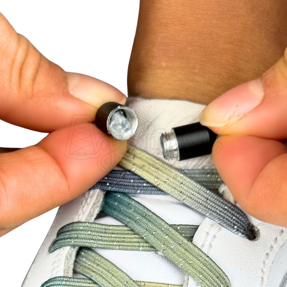 Elastische veters zonder strikken glitter 6mm capsule sluiting stars detailfoto van hoe de sluiting werkt