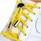 Elastische veters zonder strikken ovaal 4mm luxe lock geel geregen in witte Nike Air Force 1