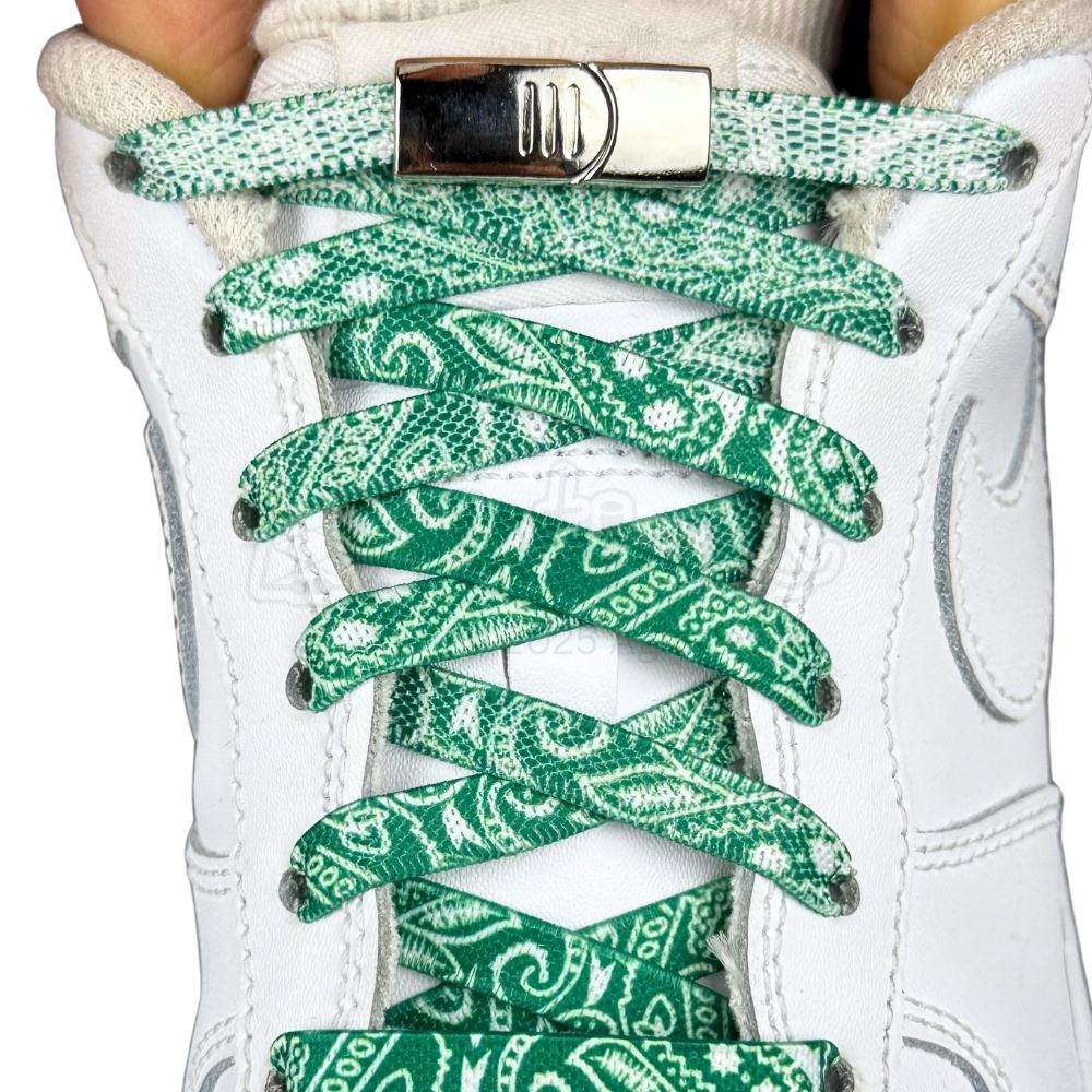 Elastische veters zonder strikken paisley 9mm magnetische sluiting groen wit met stretch uitgerekt