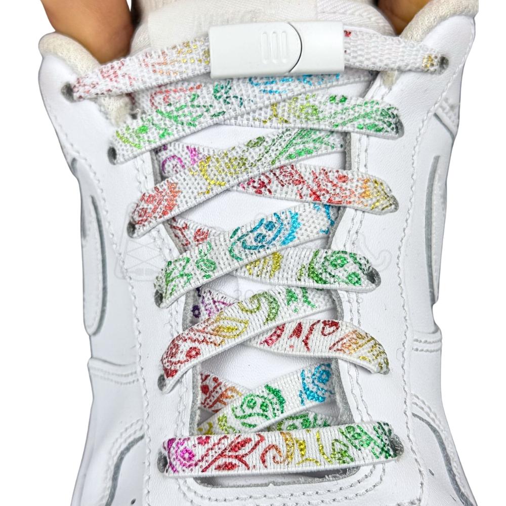 Elastische veters zonder strikken paisley 9mm magnetische sluiting wit kleurig met stretch uitgerekt