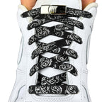 Elastische veters zonder strikken paisley 9mm magnetische sluiting zwart zilver met stretch uitgerekt