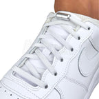 Elastische veters zonder strikken plat 6mm metalen draai capsule wit geregen in witte Nike Air Force 1