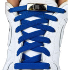 Elastische veters zonder strikken plat 9mm magnetische sluiting blauw met stretch uitgerekt