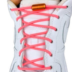 Elastische veters zonder strikken rond 3mm capsule sluiting fluorescerend rood met stretch uitgerekt