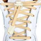 Elastische veters zonder strikken rond 5mm lock sluiting khaki met stretch uitgerekt