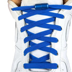 Elastische veters zonder strikken vintage 8mm capsule sluiting blauw met stretch uitgerekt