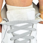 Elastische veters zonder strikken vintage 8mm onzichtbare clipjes grijs detailfoto van hoe de sluiting werkt