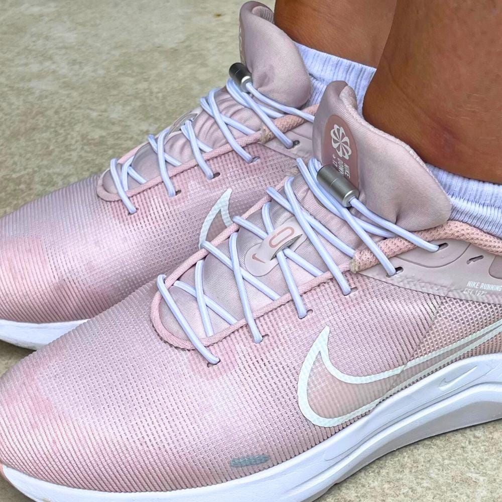 Ronde witte elastische veters in roze dames hardloopschoenen van NIKE
